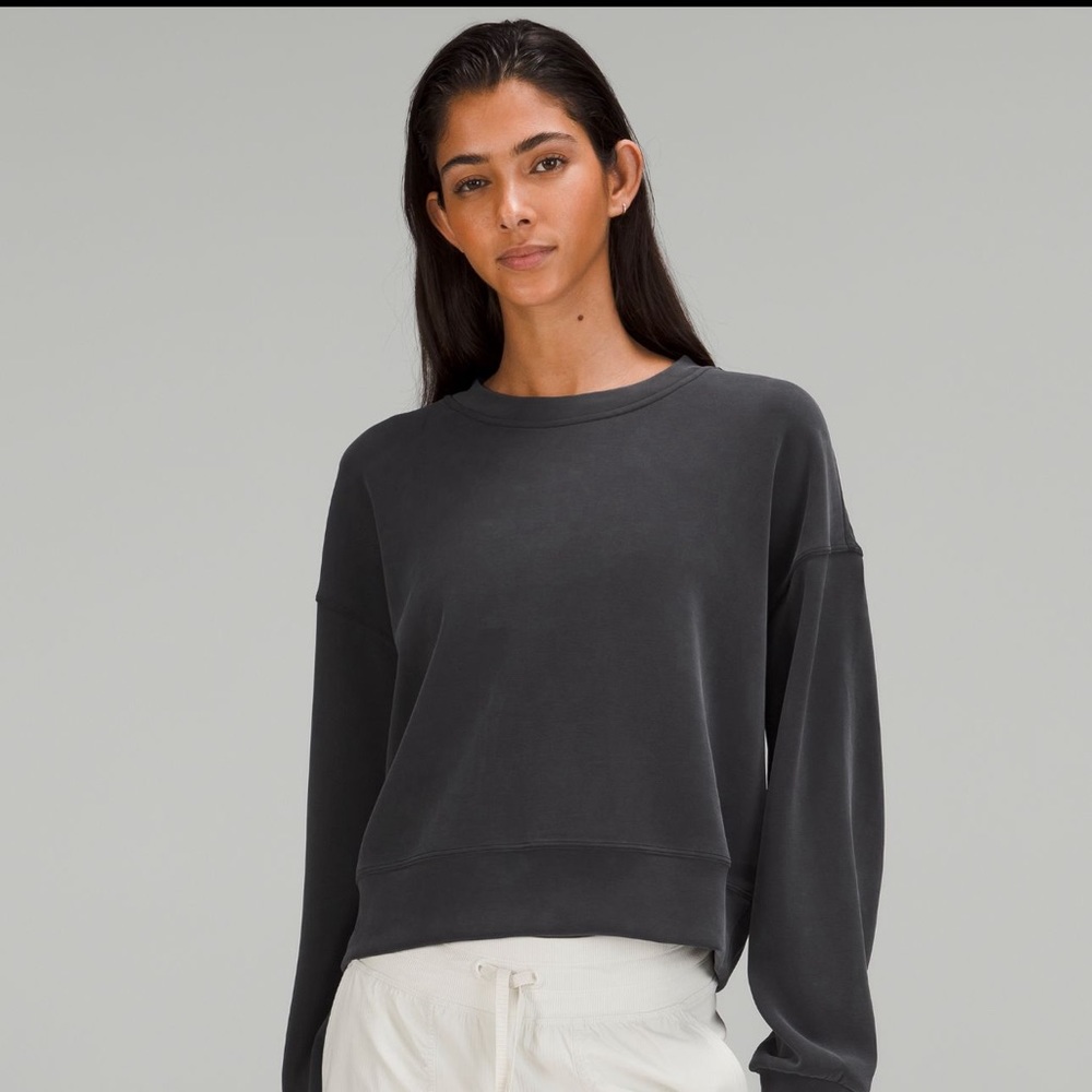 Lululemon Softstreme perfectly oversized cropped crew